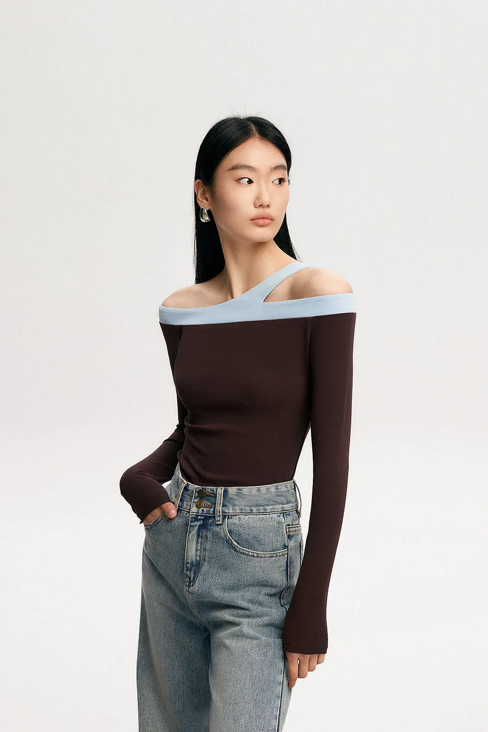 Asymmetric Strap Off Shoulder Top