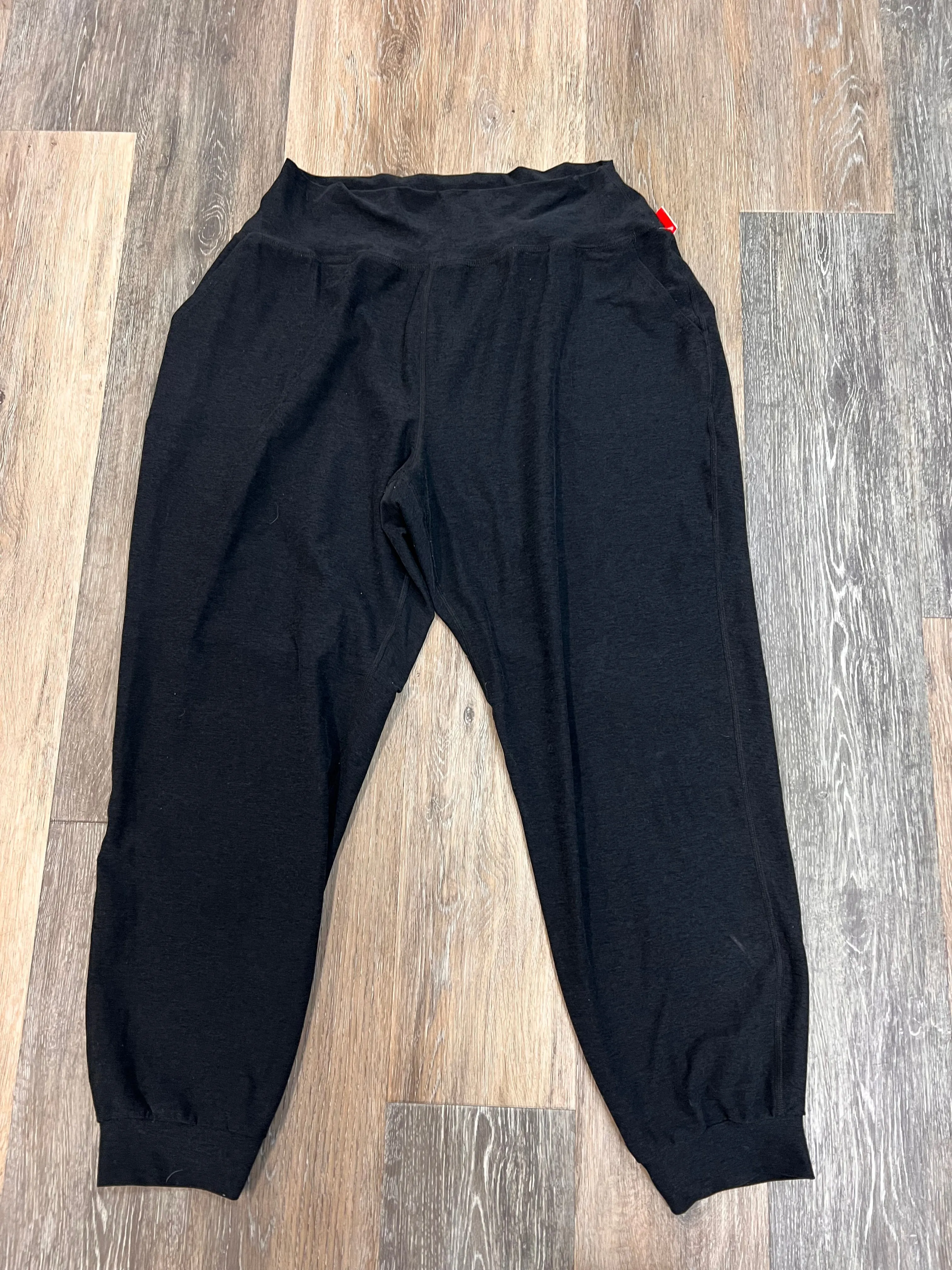 Athletic Pants By Beyond Yoga In Grey, Size: 1x