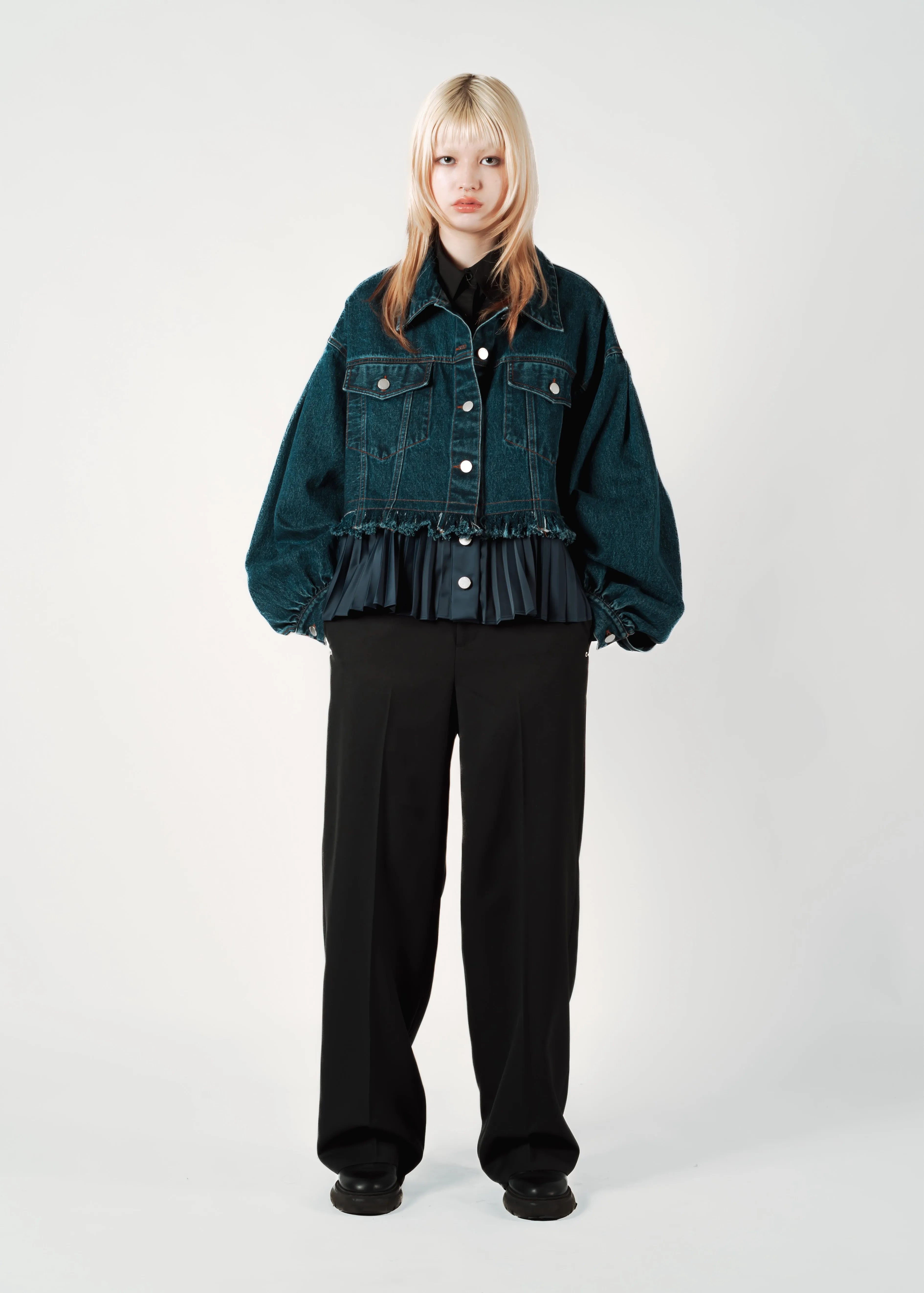 PLEATS DENIM BLOUSON